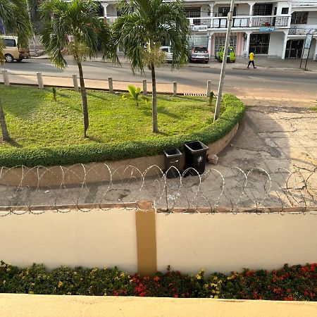 D Barfi Guesthouse, Excellent Location Kumasi Exterior photo